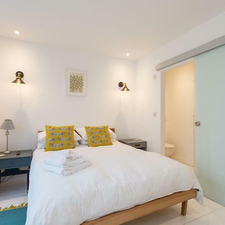 Appartamento Dale House - Vivre Retreats Bournemouth Esterno foto