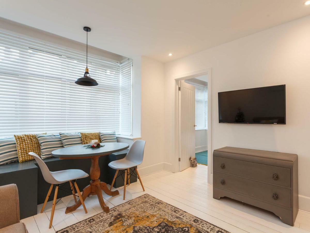 Appartamento Dale House - Vivre Retreats Bournemouth Esterno foto