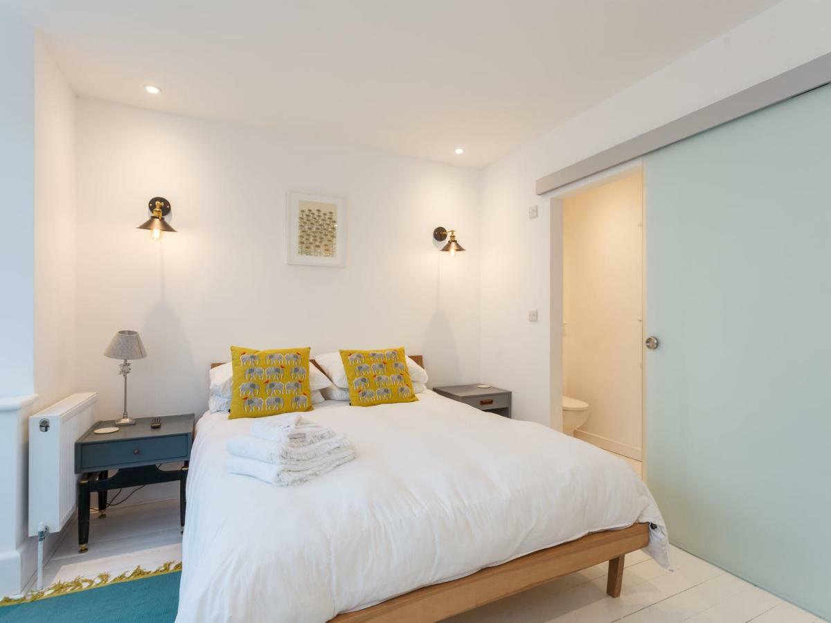 Appartamento Dale House - Vivre Retreats Bournemouth Esterno foto
